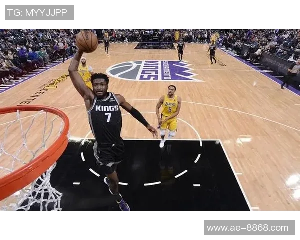 当蒙克拼尽全力如樱木飞身救球时国王的胜利已成定局