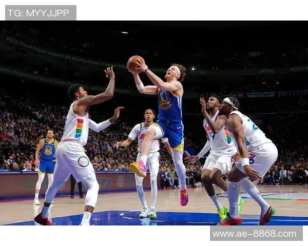 东詹圣诞后场上表现显著提升不在场时球队净效率大幅下滑 东詹圣诞后场上表现显著提升不在场时球队净效率大幅下滑